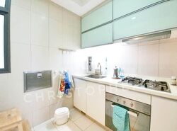 38 Amber (D15), Condominium #476290521